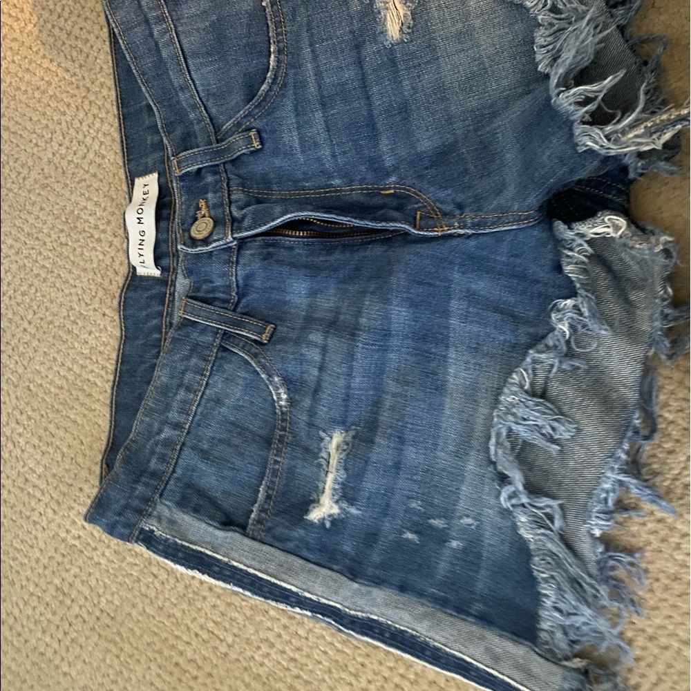 Two toned Side stitched denim shorts